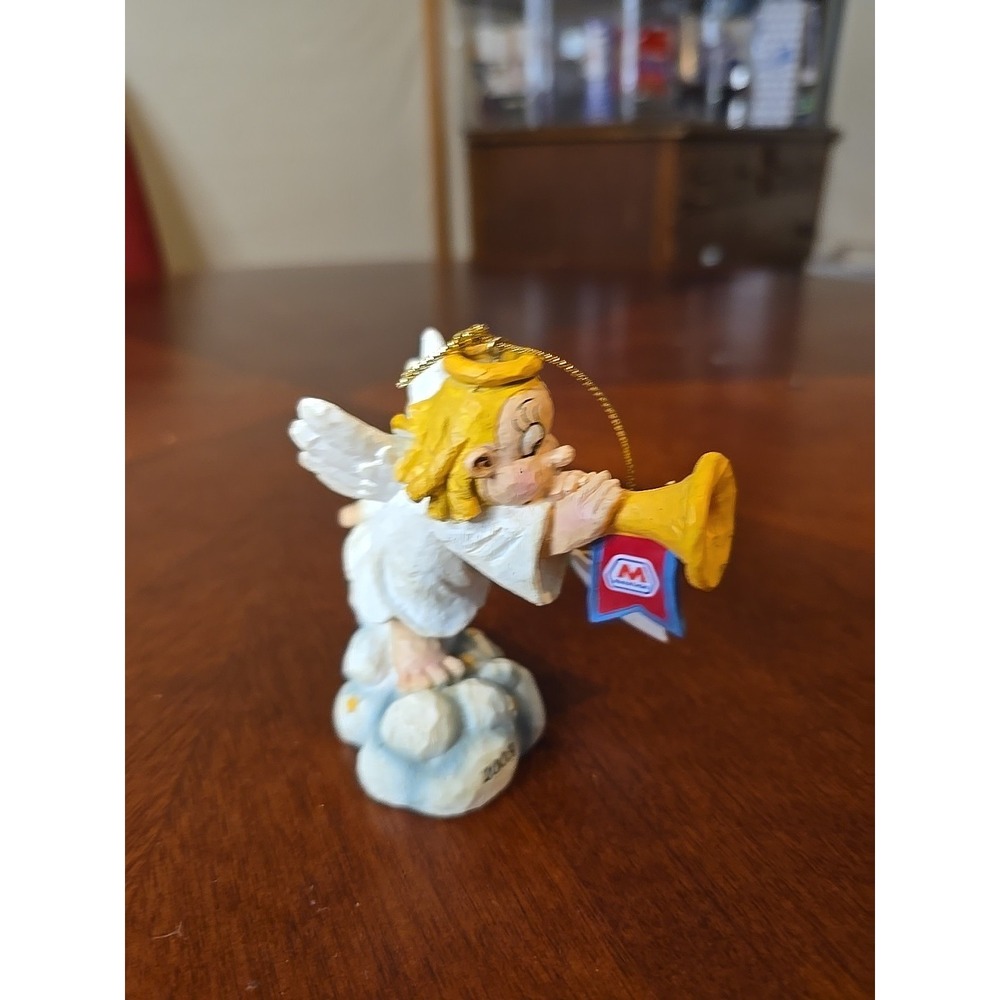 2003 MARATHON ANGEL 3.5" HANGING ORNAMENT 2003 MARATHON ANGEL Series 3 W/TAG
